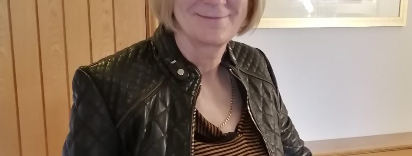 carole hirst profile 2